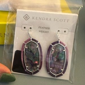Kendra Scott Elle earrings - NWT
